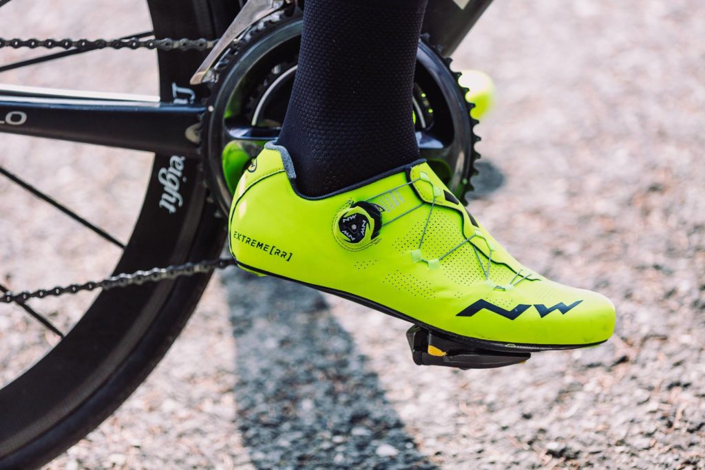 El calzado de montaña que combina rendimiento y estilo en tus rutas en bici
