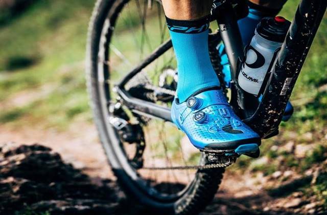 Los mejores zapatos para ciclismo de montaña: pedaleando con estilo y comodidad